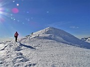 35 Dal colletto d'Avaro saliamo a sx per il Monte Avaro